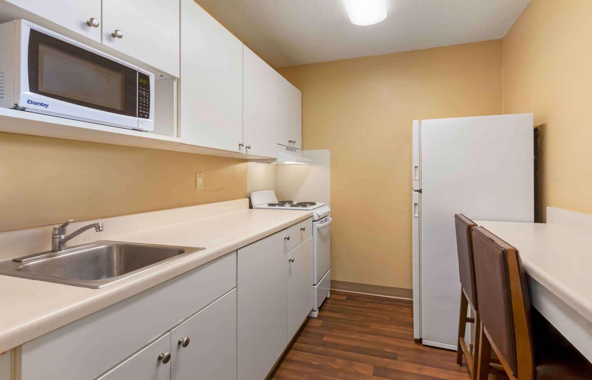 Extended Stay America Select Suites - Madison - Old Sauk Rd Exterior foto